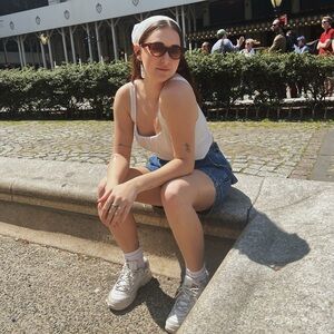 Meet your Posher, Madeline